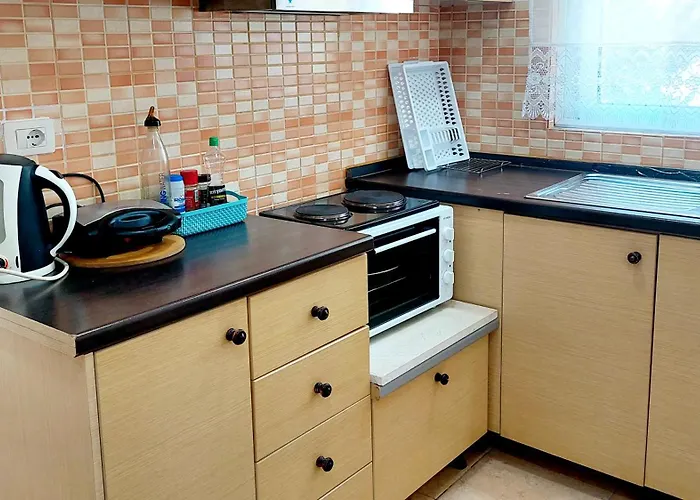 Kristo Apartament, *