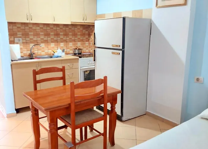 Kristo Apartament, Sarande
